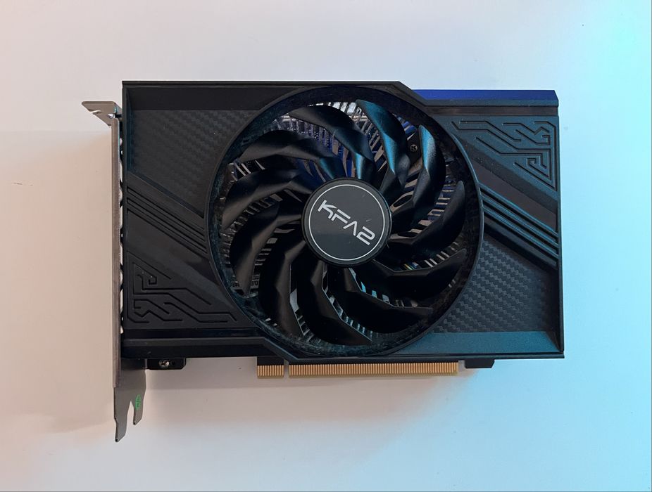 Placa video KFA2 RTX 4060 8gb GDDR6 Nvidia