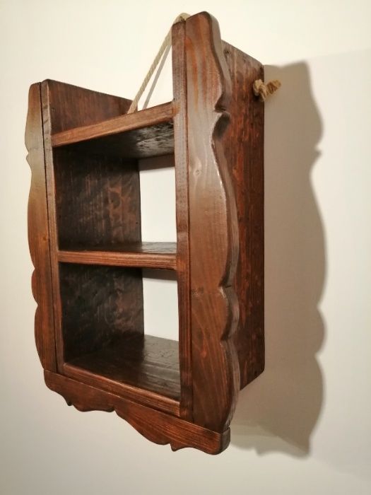 Vand etajera rustica