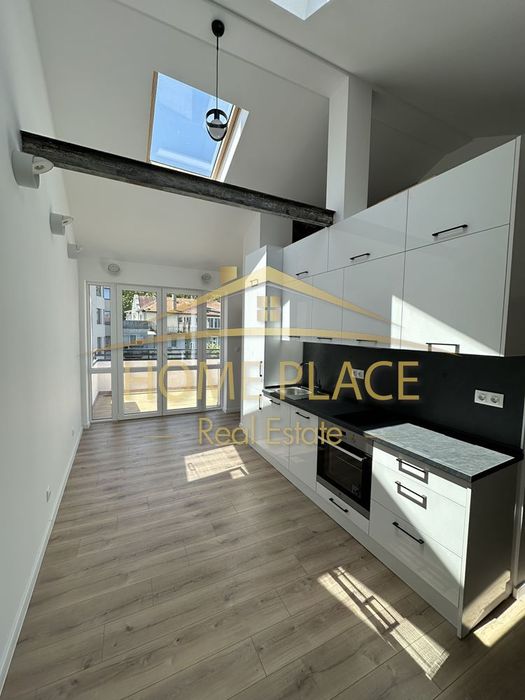 Продава се Четиристаен апартамент в Варна, Център - 115 кв.м за 4348 €/кв.м - Снимка #2