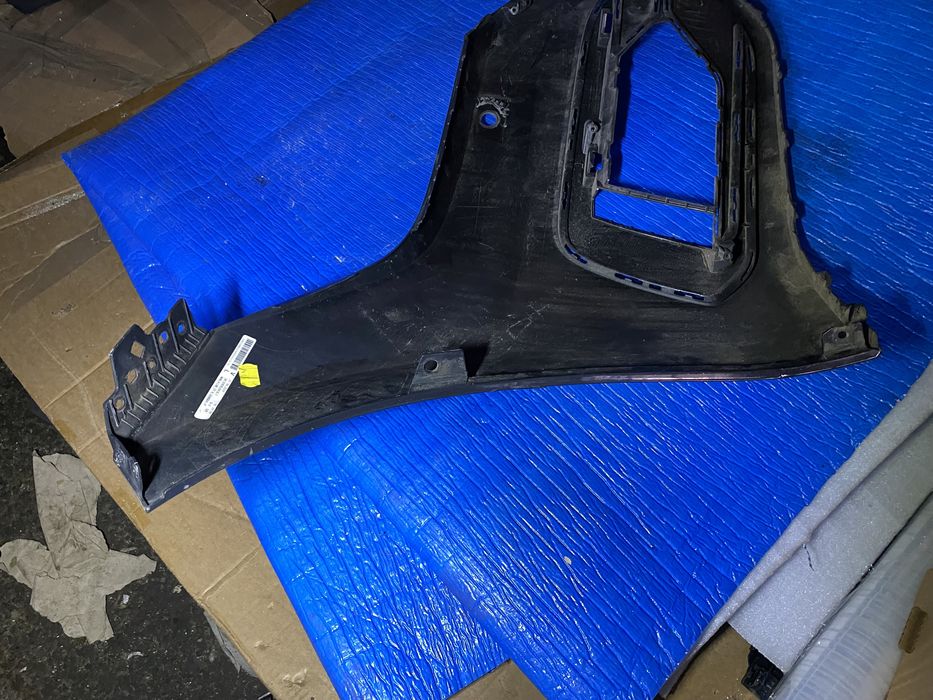 Bara fata VW Arteon R-Line 2017 - 2022 Flaps coltar stanga