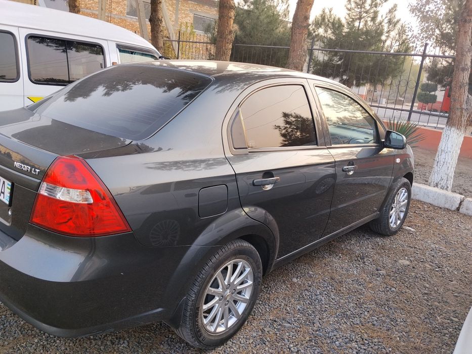 Нексия-3 сотилади