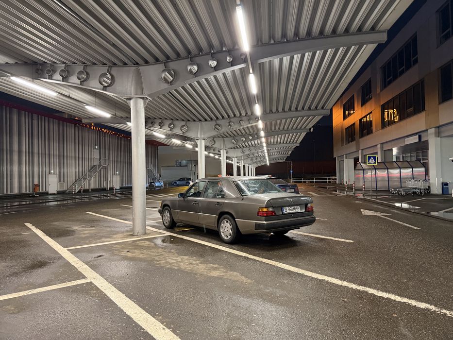 MERCEDES-BENZ E-Class 1991 — imagine 3
