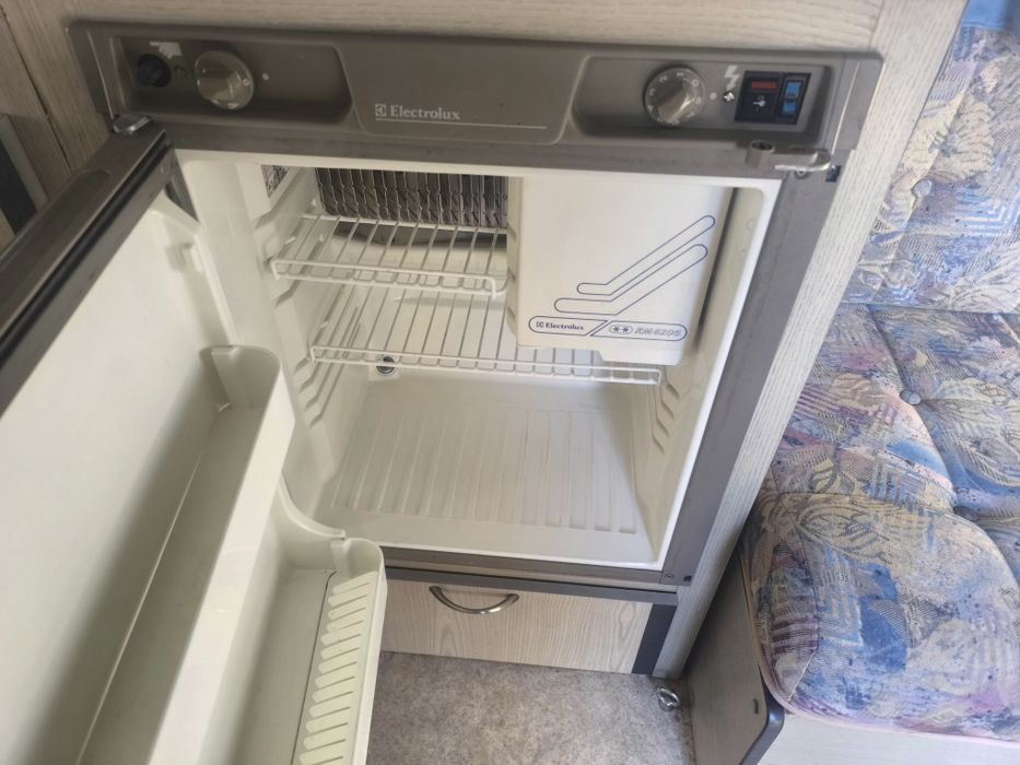 Каравана  Euroland 380