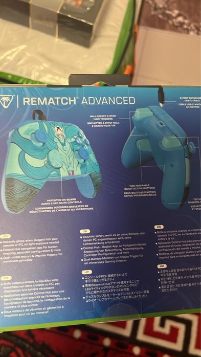 Vand manete de xbox ..