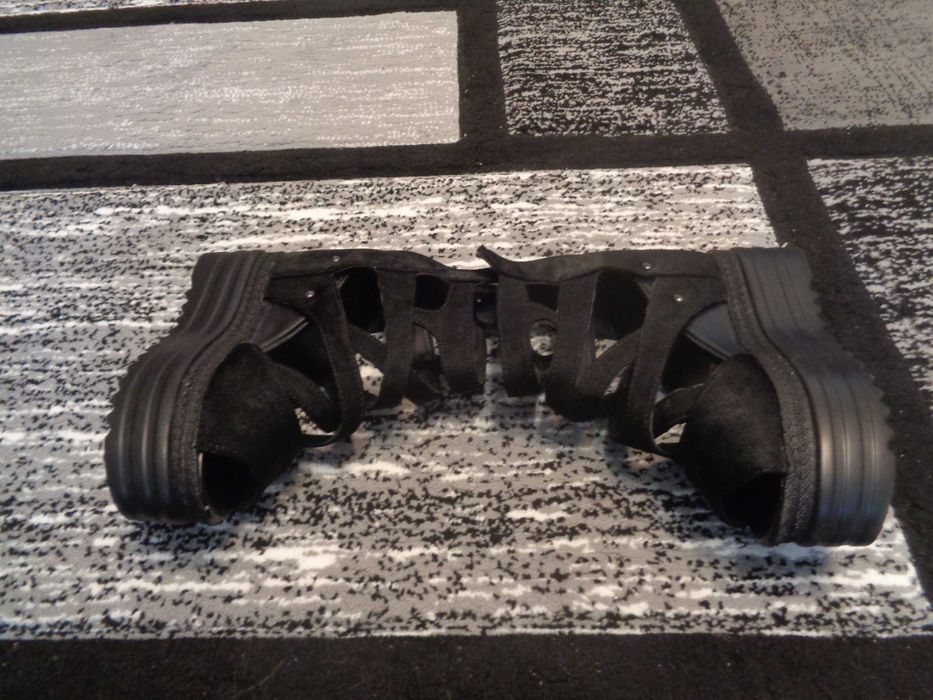 Vand sandale cu platforma 1.