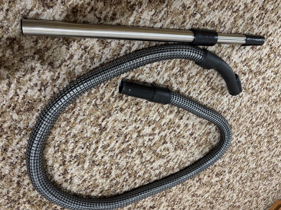 Прахосмукачка Bosh BDW421 Pro за сухо и мокро