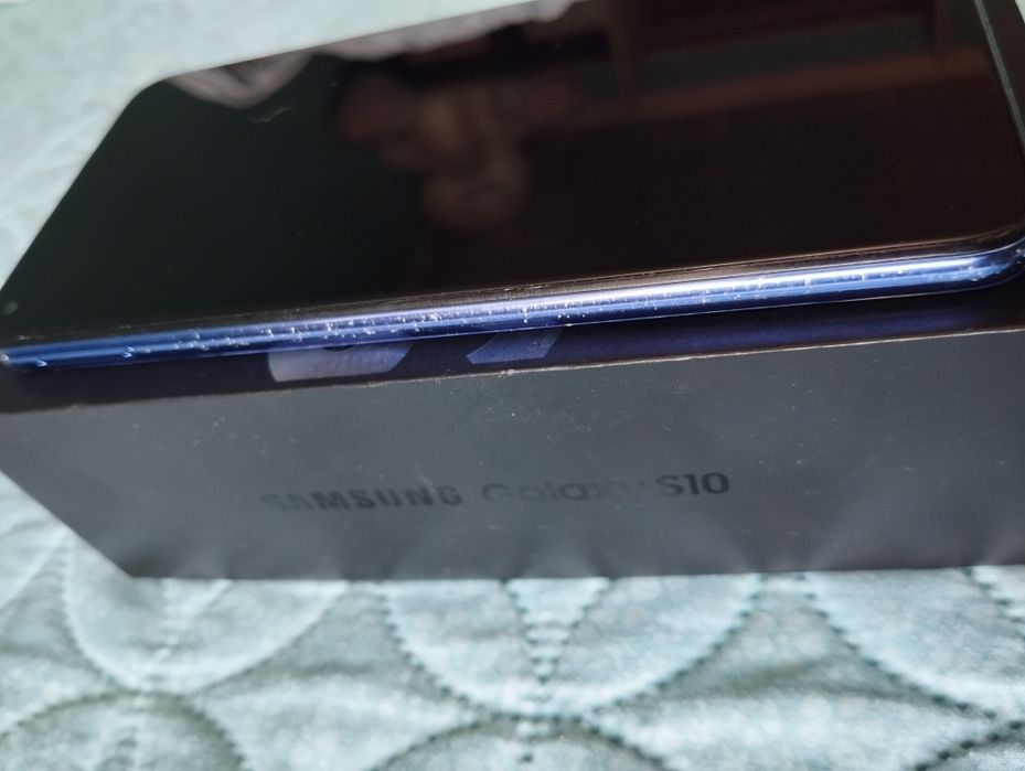 Продавам Huawei Nova 5t