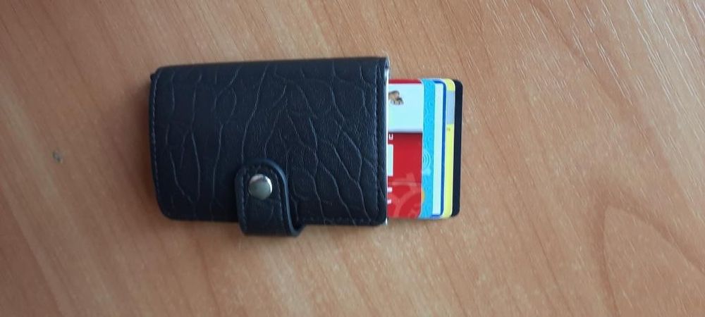 Картхолдер бумажник