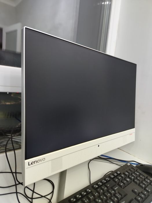 Продам моноблок Lenovo