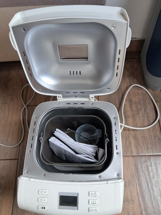 Maşina de pâine Philips HD9015