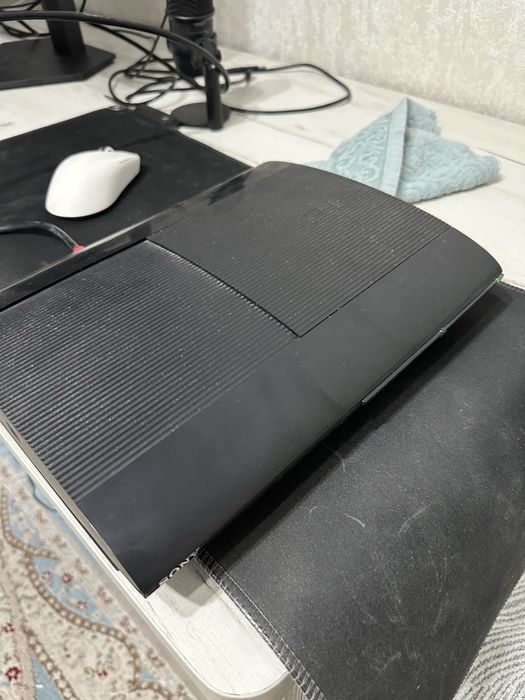 Срочно продам PlayStation 3 (500GB)