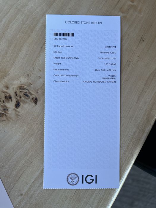 Iolit albastru violet 1.20 ct certificare IgI