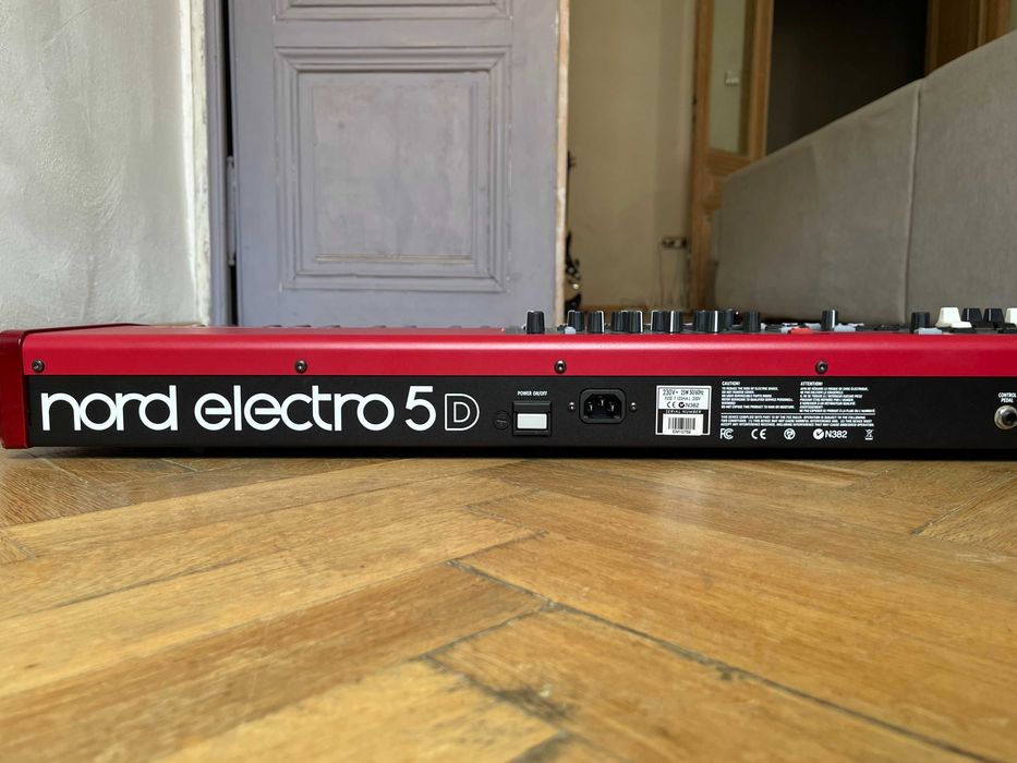 Nord Electro 5D - Pian Digital