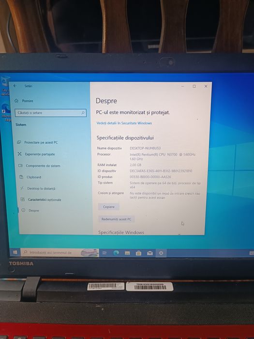 Laptop Toshiba cu incarcator