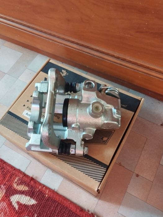 Запчасти Ауди с4 100