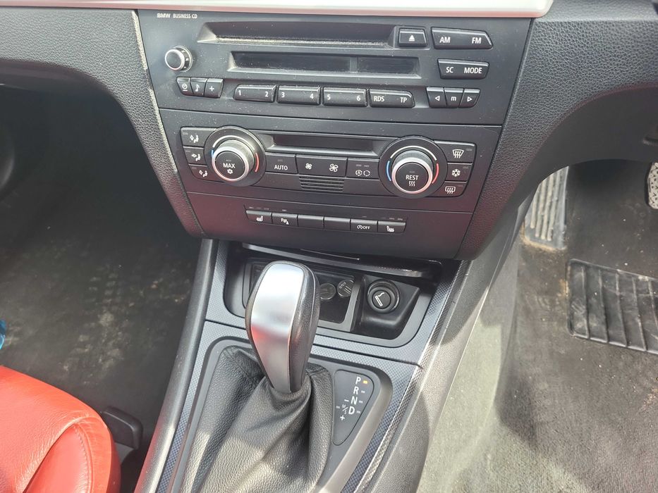 Dezmembrez bmw seria 1 e82 coupe an 2010