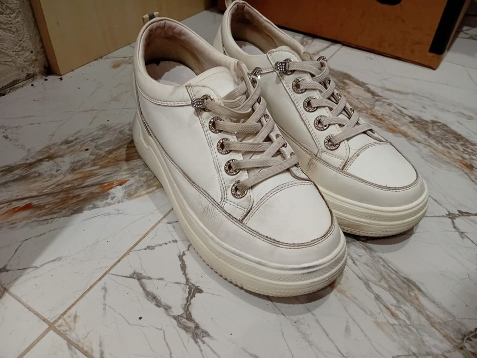 Продаю кросовки "GLAMOUR", 38 размер