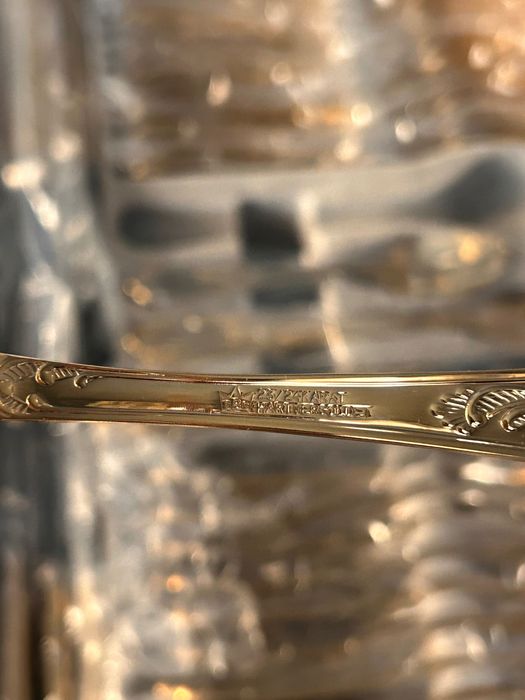 Vând set linguri suflate in aur !!