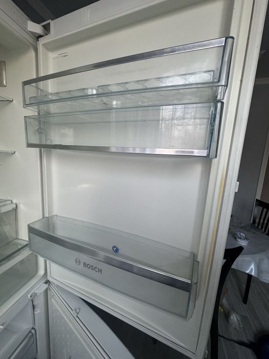 Bosch холодильник в хорошем состоянии