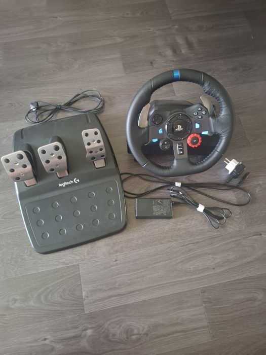 Руль logitech g29 в хорошем состоянии