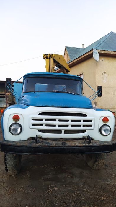 Продаю ЗИЛ на ходу