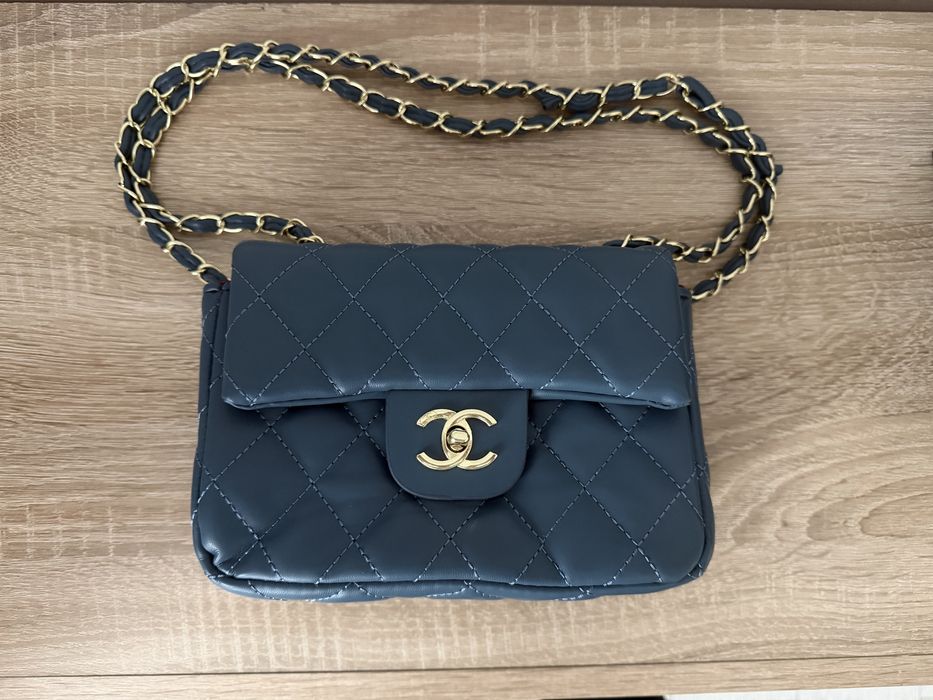 Geantă Chanel fără etichetă