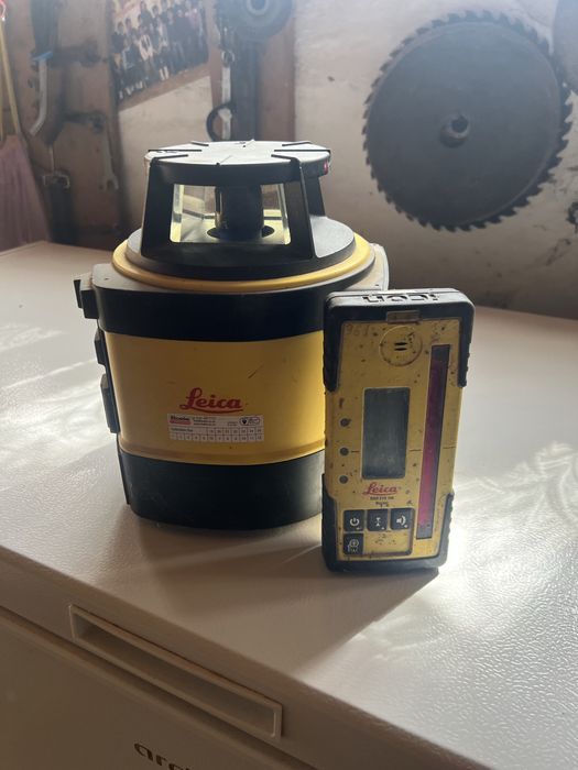 Vand lasere Leica si dewalt