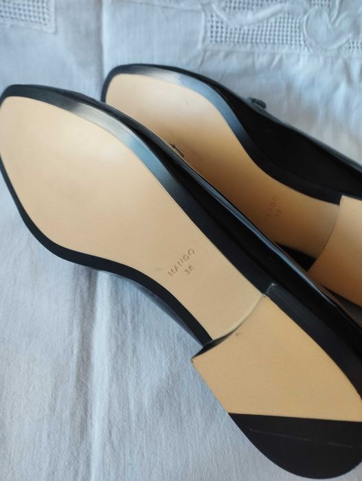 MANGO Дамски лоуфъри черни лачени