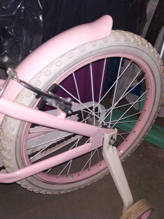 Розово детско колело,почти ново
