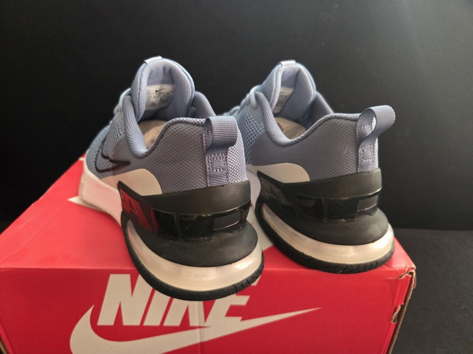 Nike Air Max 44,5 номер - оригинални мъжки маратонки