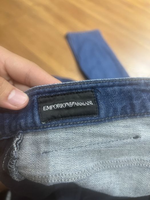 Джинсы Emporio Armani