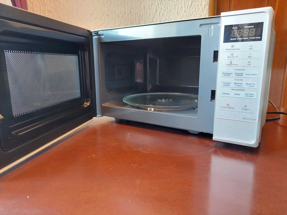 Микроволновка PANASONIC бу
