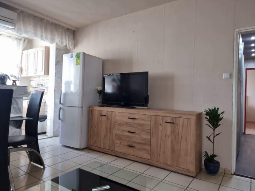 Дава се под наем Тристаен апартамент в София, Люлин 3 - 86 кв.м за 649 € - Снимка #1