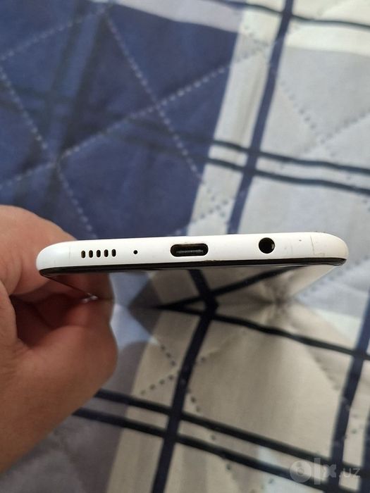 Samsung A30s sotiladi