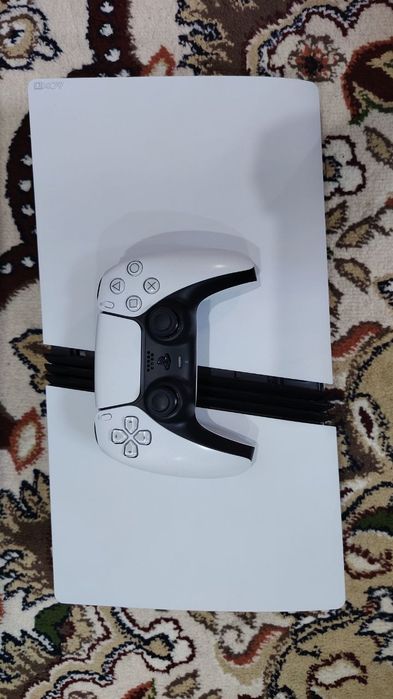 Playstation 5 pro 2Тб 2 джостик топ игры состояние идеальное