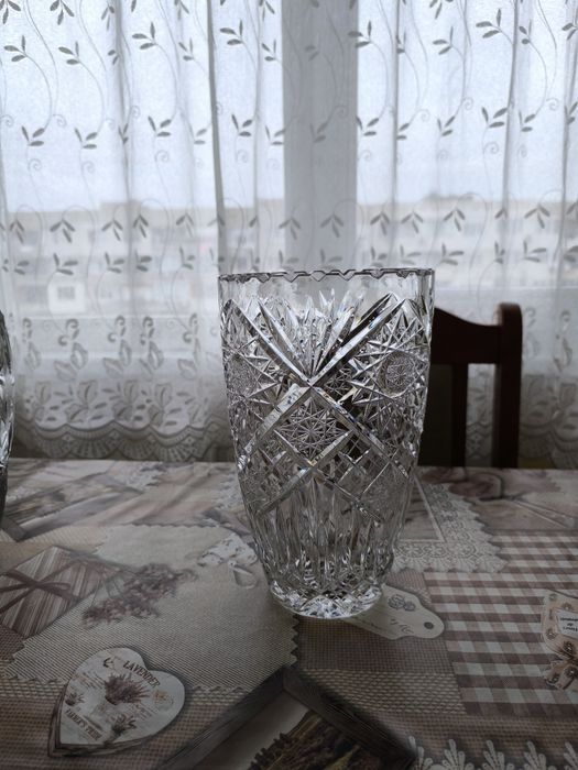 Продавам кристални вази