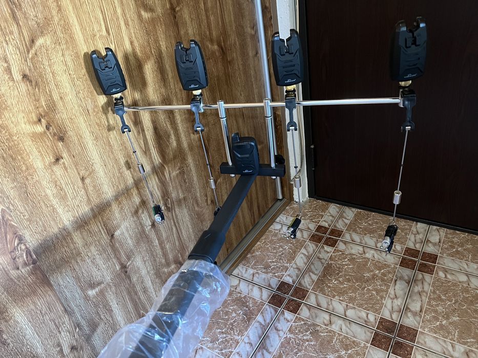 Set Pescuit RodPod 7 plus avertisori 4 + 1 plus 4 swingere