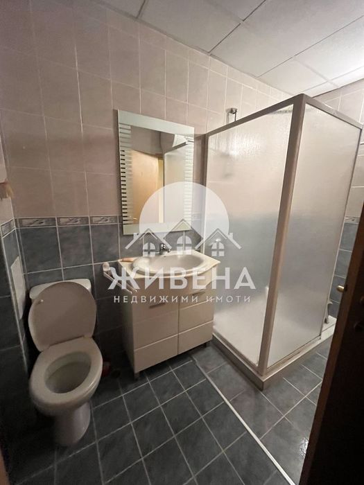 Дава се под наем Двустаен апартамент в Варна, Бриз - 75 кв.м за 613 € - Снимка #10