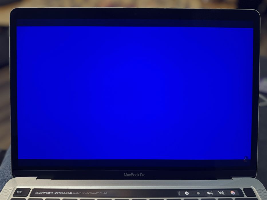 Macbook 13 pro M2 16gb 512