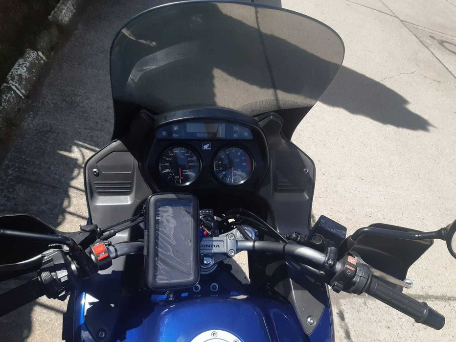 Vand Honda XL1000V Varadero 2004 / 88.000 km /  3500 euro