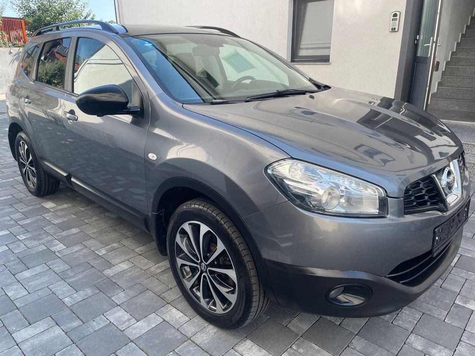 Nissan Qashqai NISSAN QASHQAI 4x4 cu 7 locuri