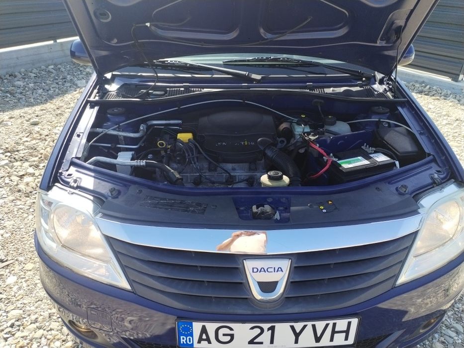 Vând Dacia Logan1.4 benzina
