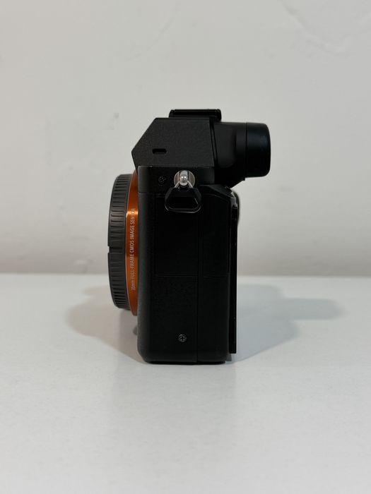 Фотоапарат Sony A7 II *Като НОВ*