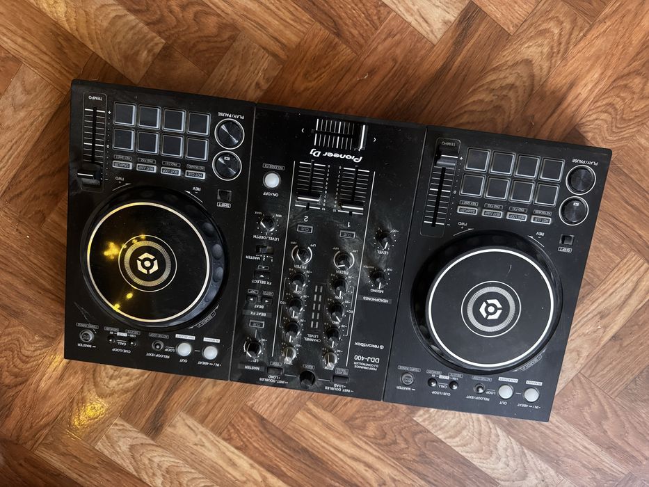 Пульт диджейский DDJ 400