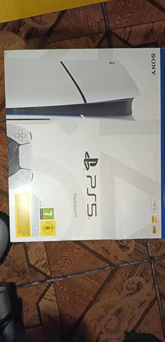 Vând ps5 1Tb sigilat
