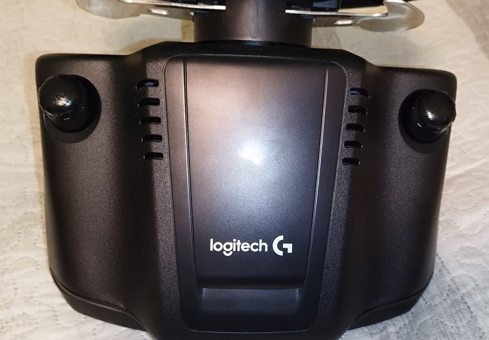 Волан с педали LOGITEC G29 и  скоростен лост G29