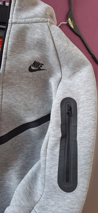 Nike оригинален tech fleece до 165см/С размер