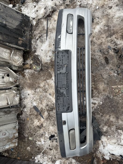 Продам бампера на бмв е46