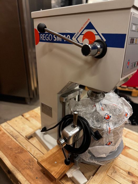 Mixer planetar cofetarie nou REGO