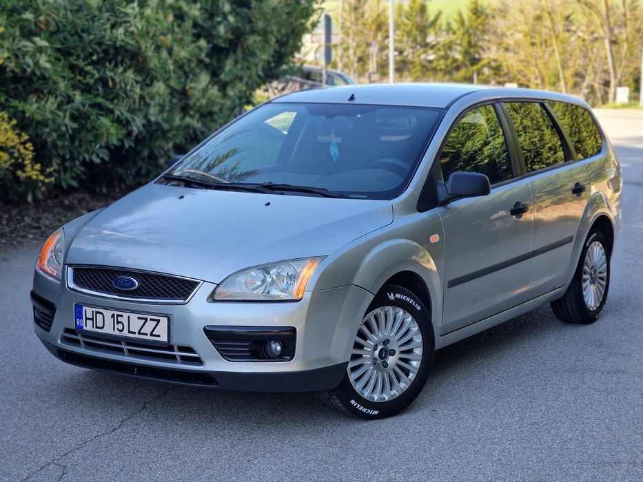 Vând Ford Focus 2006 1.6i